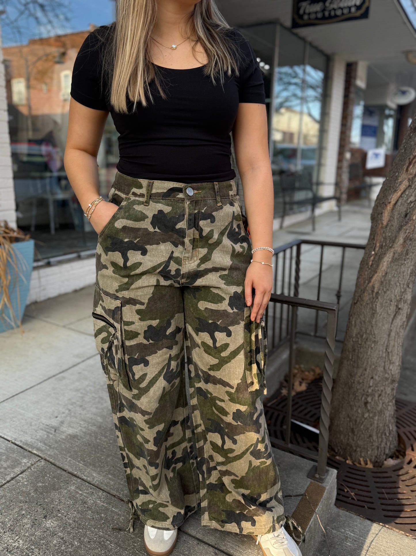 Easel Camo Cargo Pant