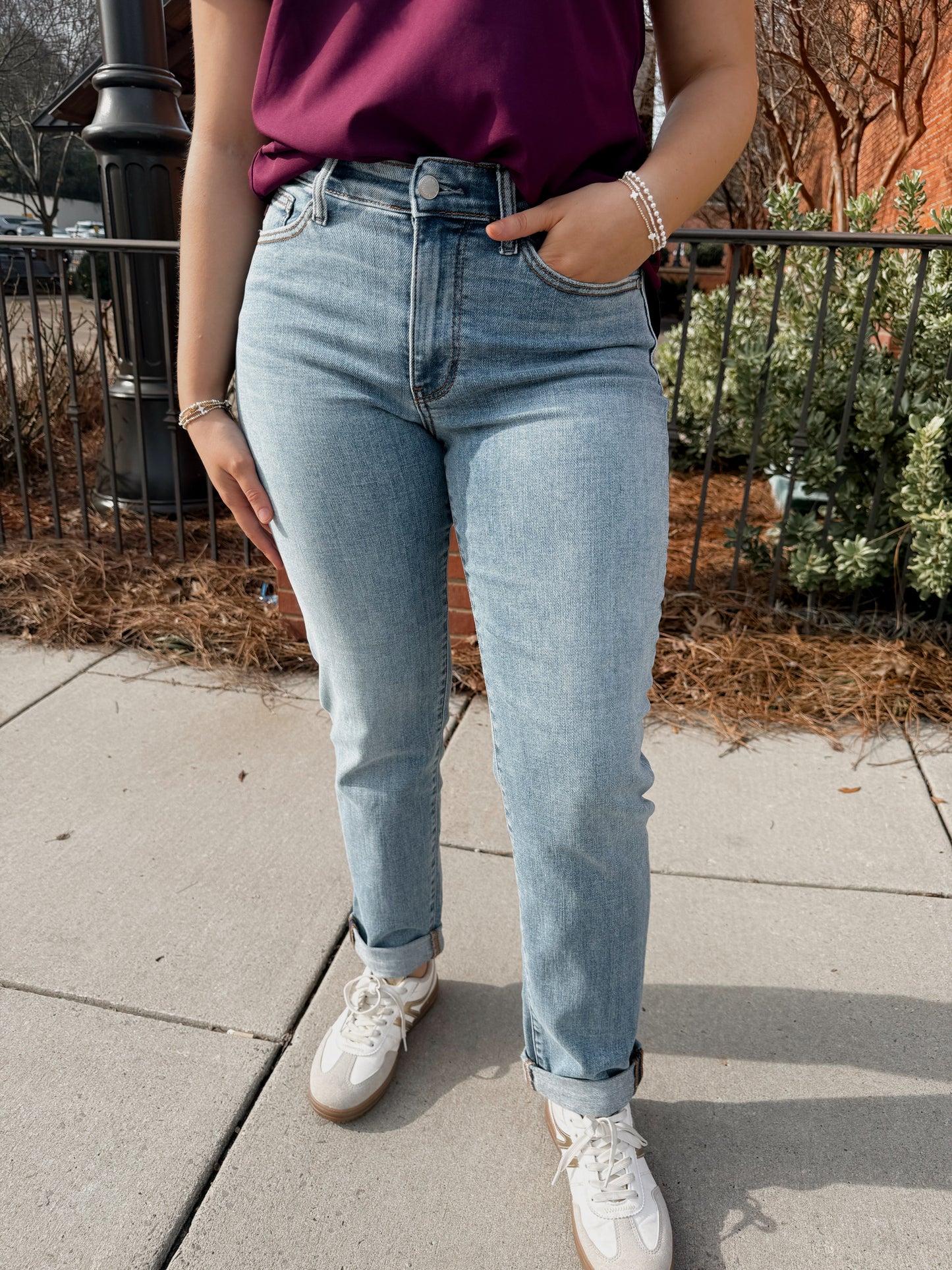 Judy Blue Boyfriend Fit- Mid Rise